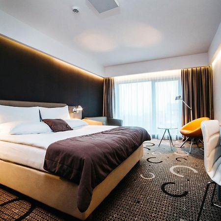Q Hotel Plus Krakow Luaran gambar