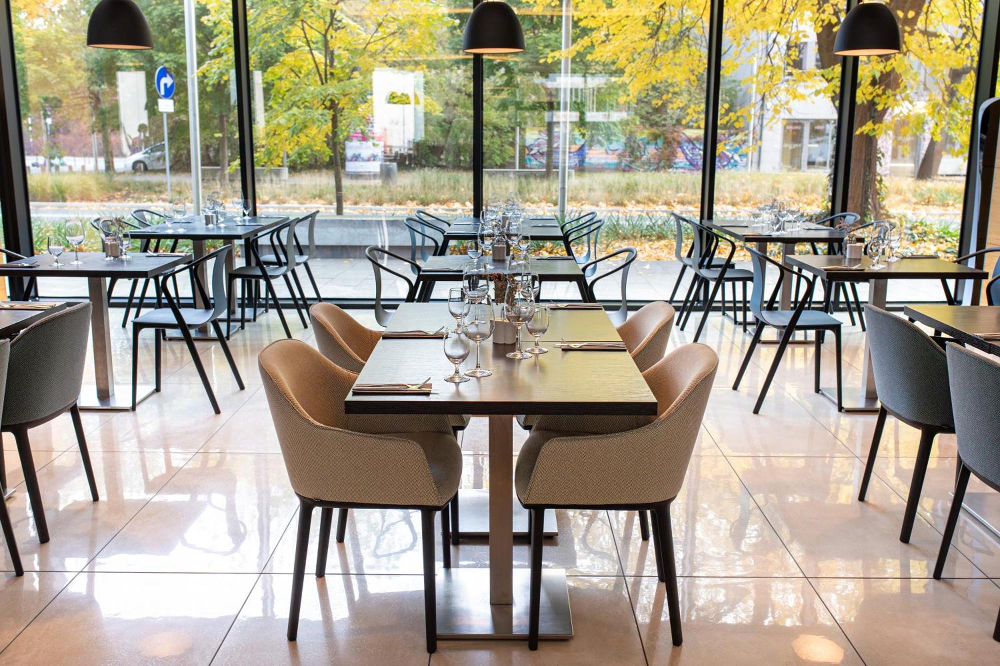 Q Hotel Plus Krakow Luaran gambar
